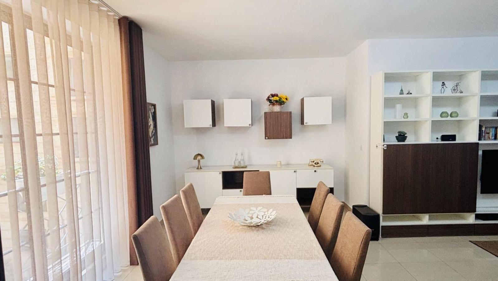 Belmonte Heights - Luxury 3 Bedroom Apartment Слима Екстериор снимка