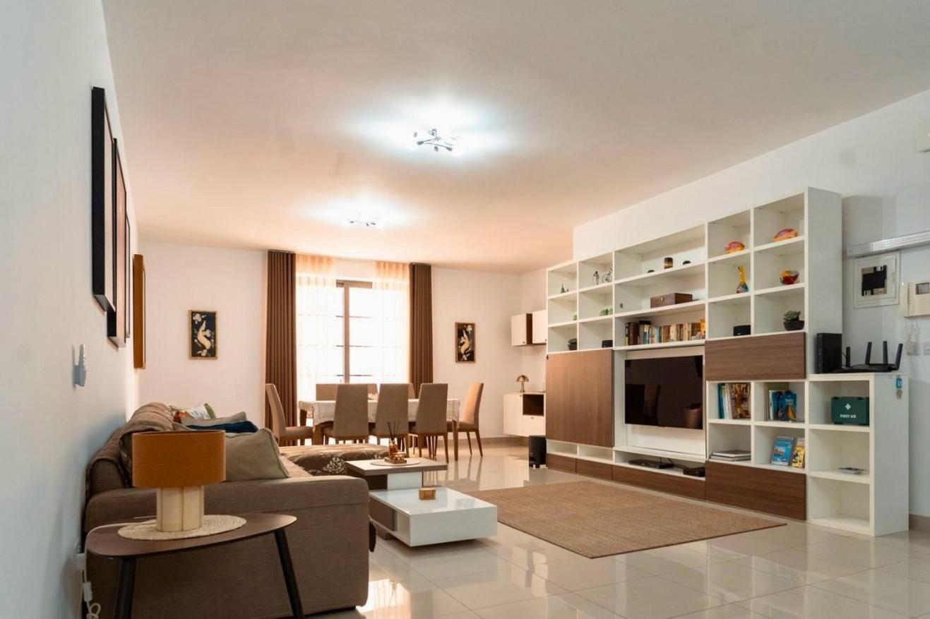 Belmonte Heights - Luxury 3 Bedroom Apartment Слима Екстериор снимка