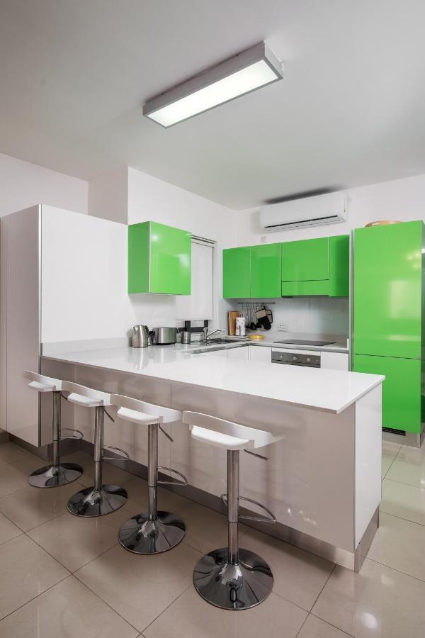 Belmonte Heights - Luxury 3 Bedroom Apartment Слима Екстериор снимка
